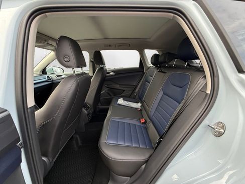 New 2026 Volkswagen Taos SEL image 13