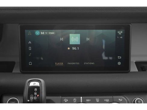 Used 2022 Land Rover Defender 110 X-Dynamic SE image 10