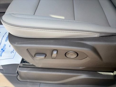 New 2026 GMC Yukon XL Elevation w/ Elevation Premium Package AWD/4WD image 19