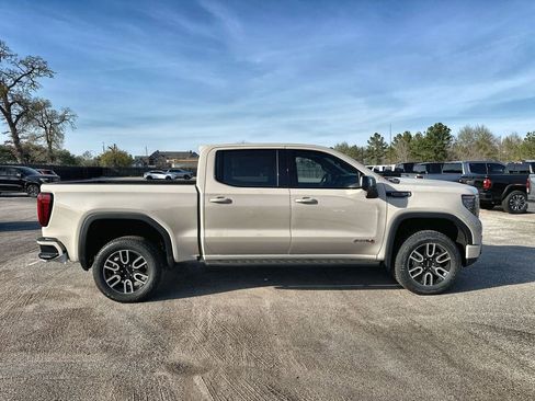 New 2026 GMC Sierra 1500 AT4 w/ AT4 Premium Package AWD/4WD image 10