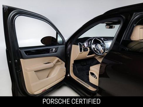 Used 2019 Porsche Cayenne image 27