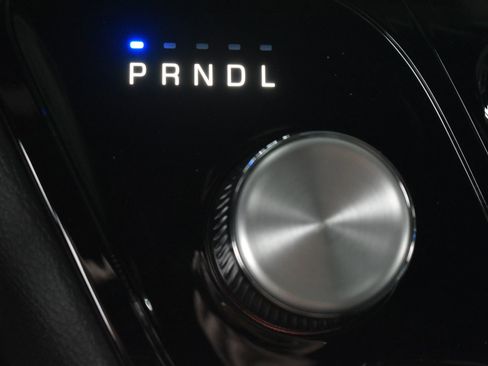 New 2026 Chrysler Pacifica Select image 32