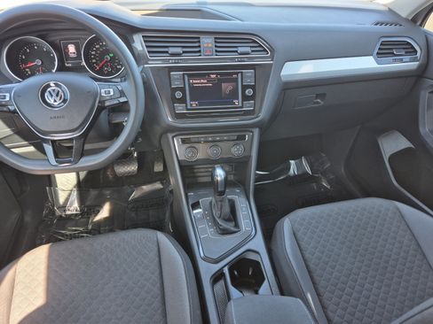 Used 2020 Volkswagen Tiguan S FWD image 12