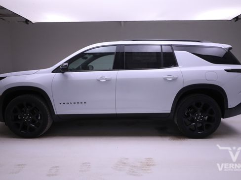 New 2026 Chevrolet Traverse RS image 2