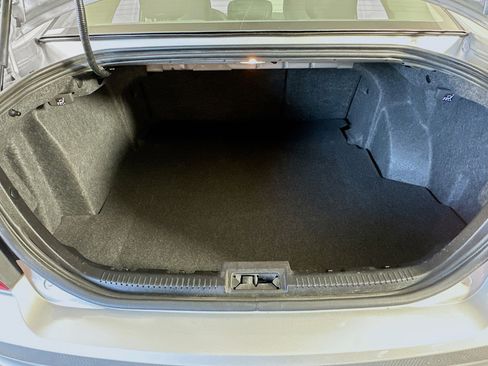 Used 2011 Ford Fusion SE w/ 202A Rapid Spec Order Code FWD image 26