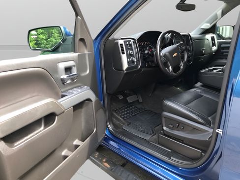 Used 2018 Chevrolet Silverado 1500 LT w/ All Star Edition AWD/4WD image 10