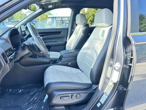 Used 2024 Honda CR-V Sport Touring image 14