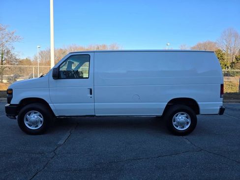 Used 2011 Ford E-250 and Econoline 250 w/ PWR Group image 8