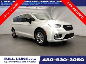 New 2026 Chrysler Pacifica Select video 1