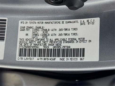 Used 2022 Toyota Tacoma TRD Off-Road w/ Technology Package image 27