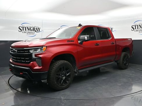 Used 2023 Chevrolet Silverado 1500 LT Trail Boss w/ LT Trail Boss Premium Package AWD/4WD image 3