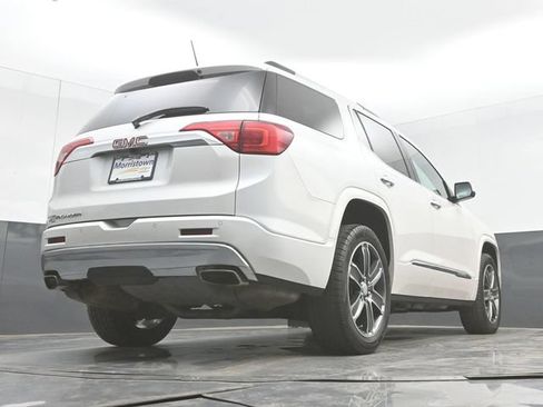 Used 2017 GMC Acadia Denali w/ Technology Package FWD image 45