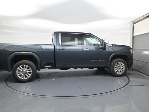 Used 2020 GMC Sierra 2500 Denali w/ Denali Ultimate Package AWD/4WD image 8