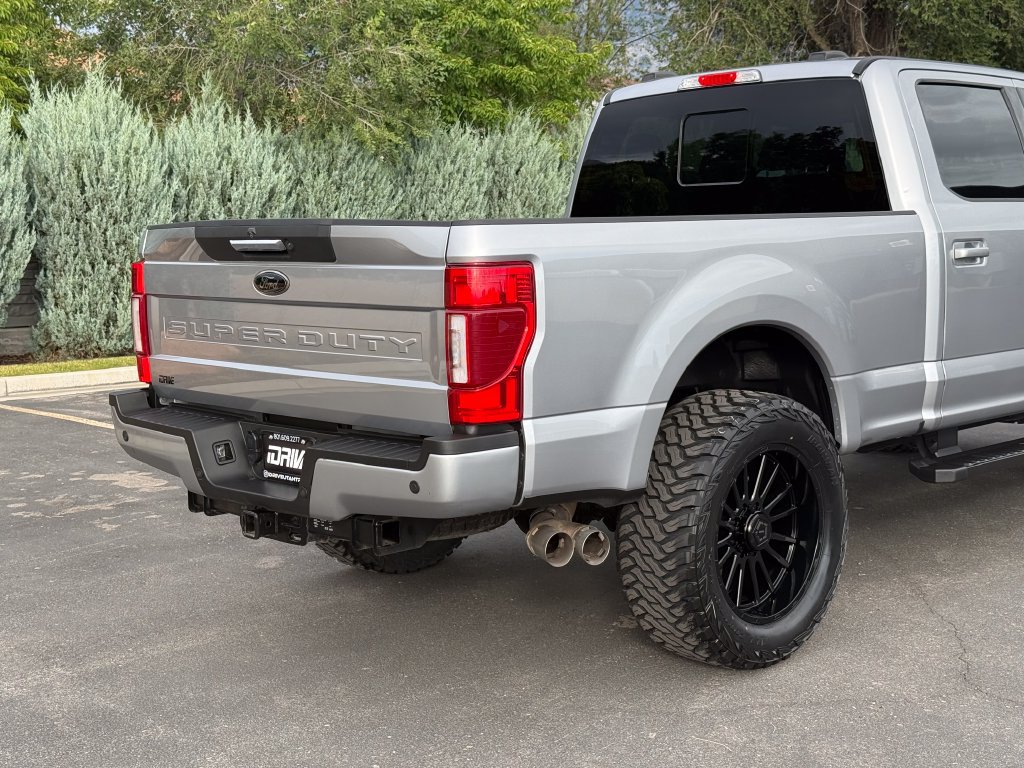 Used 2022 Ford F250 Lariat w/ Black Appearance Package AWD/4WD image 10