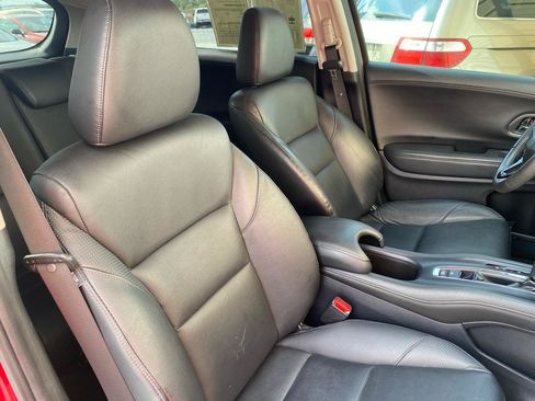 Used 2017 Honda HR-V EX-L image 9