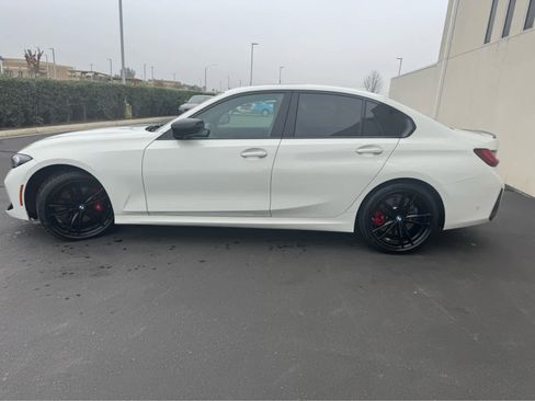 Used 2024 BMW 330i Sedan w/ M Sport Package image 3