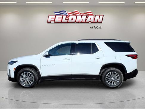 Used 2023 Chevrolet Traverse LT w/ LPO, Floor Liner Package FWD image 2