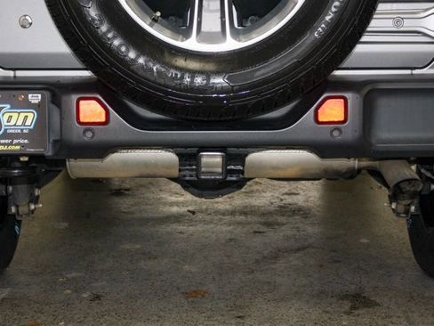 Certified 2020 Jeep Wrangler Unlimited Sahara image 8