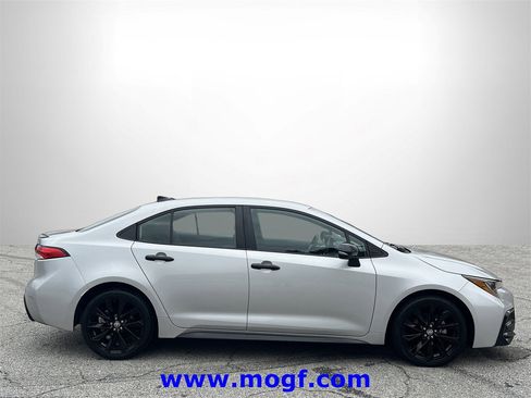 Used 2022 Toyota Corolla SE image 25