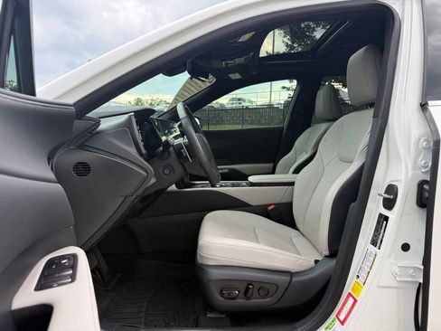 Certified 2024 Lexus RX 350 Premium Plus w/ Convenience Package FWD image 26
