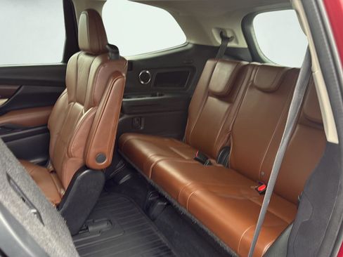 Used 2019 Subaru Ascent Touring image 24