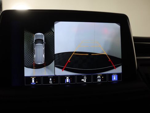 Used 2022 Chevrolet Tahoe LT w/ Luxury Package image 45