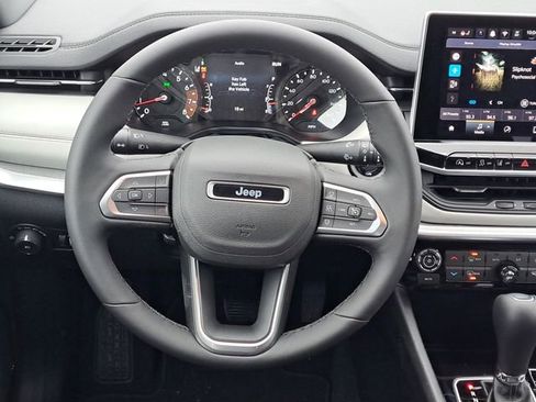 New 2026 Jeep Compass Limited image 22