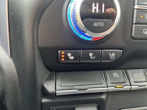 Used 2019 GMC Sierra 1500 SLT w/ SLT Premium Package image 28