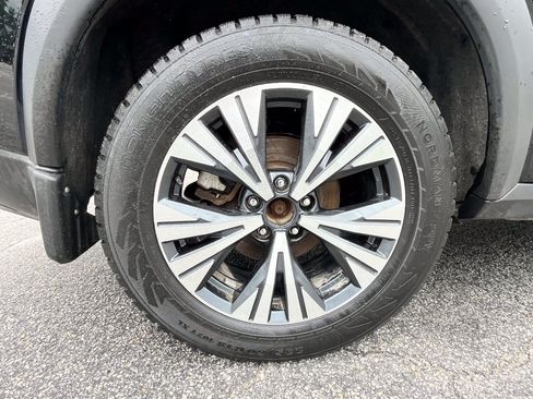 Used 2021 Nissan Rogue SV AWD/4WD image 10