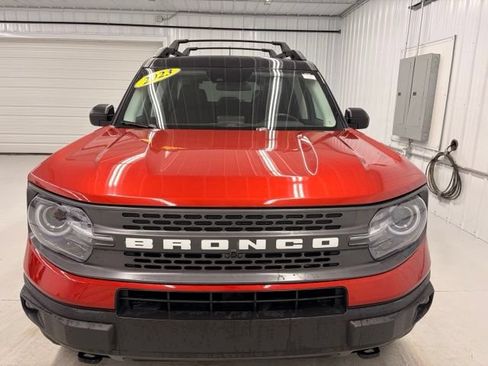Used 2023 Ford Bronco Sport Badlands AWD/4WD image 2