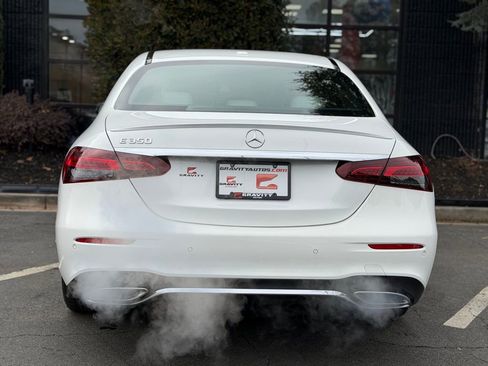 Used 2022 Mercedes-Benz E 350 Sedan image 14