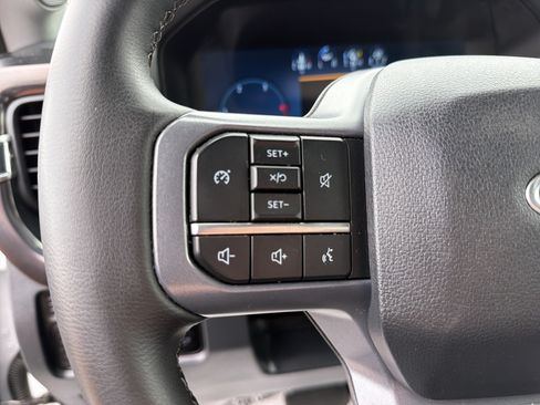 Used 2026 Ford F250 Lariat AWD/4WD image 22