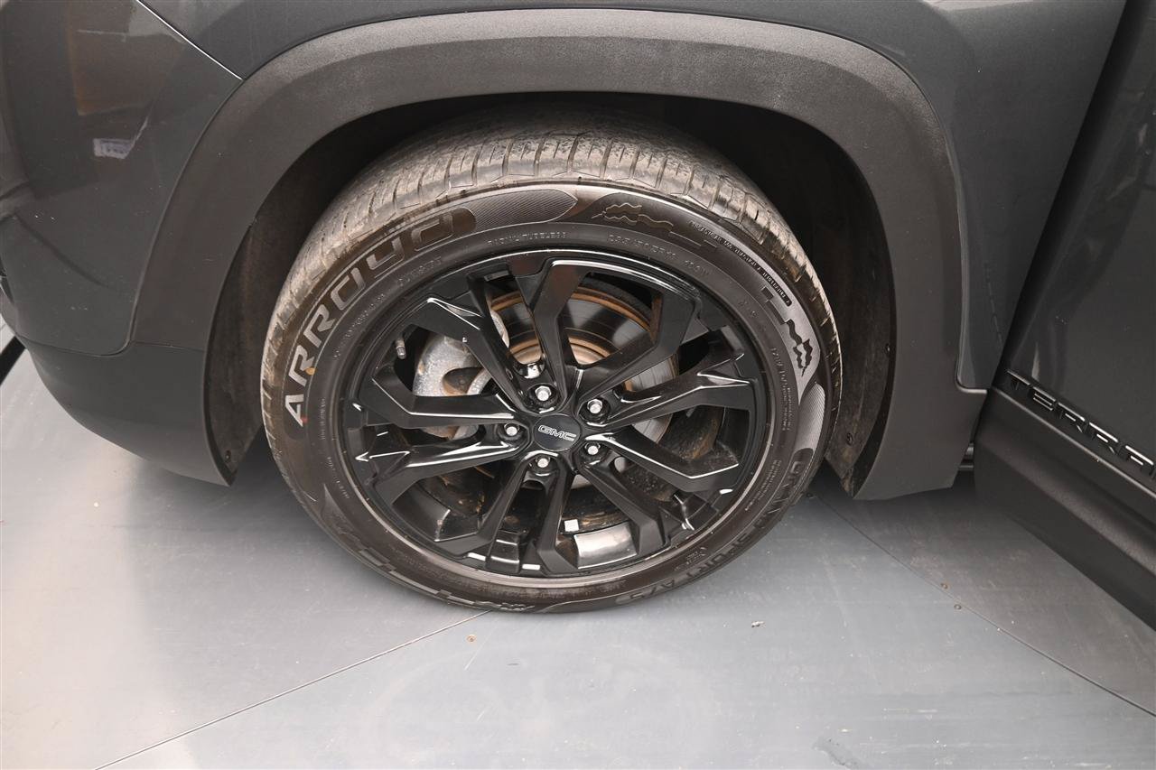 Used 2020 GMC Terrain SLT w/ Preferred Package FWD image 16