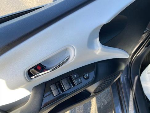 Certified 2020 Toyota Prius XLE image 20