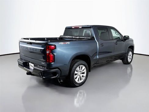 Used 2020 Chevrolet Silverado 1500 Custom w/ Custom Value Package AWD/4WD image 8