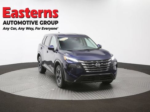 Used 2024 Nissan Rogue SV AWD/4WD image 50