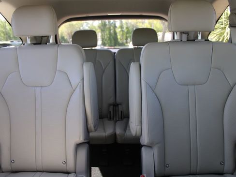 Used 2025 Kia Sorento SX AWD/4WD image 66