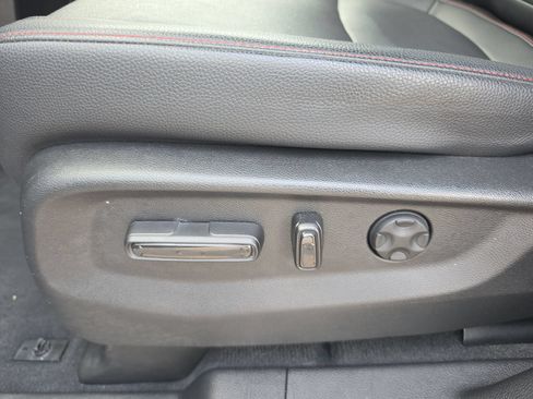 Used 2025 Honda Odyssey Sport-L image 11