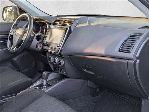 Used 2022 Mitsubishi Outlander Sport LE FWD image 14