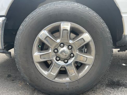 Used 2013 Ford F150 XLT w/ Luxury Equipment Group AWD/4WD image 15