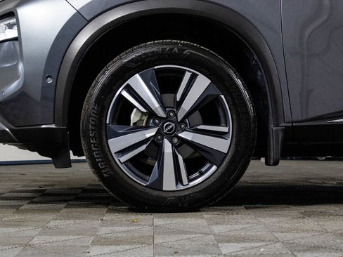 Used 2023 Nissan Rogue SL w/ SL Premium Package image 46