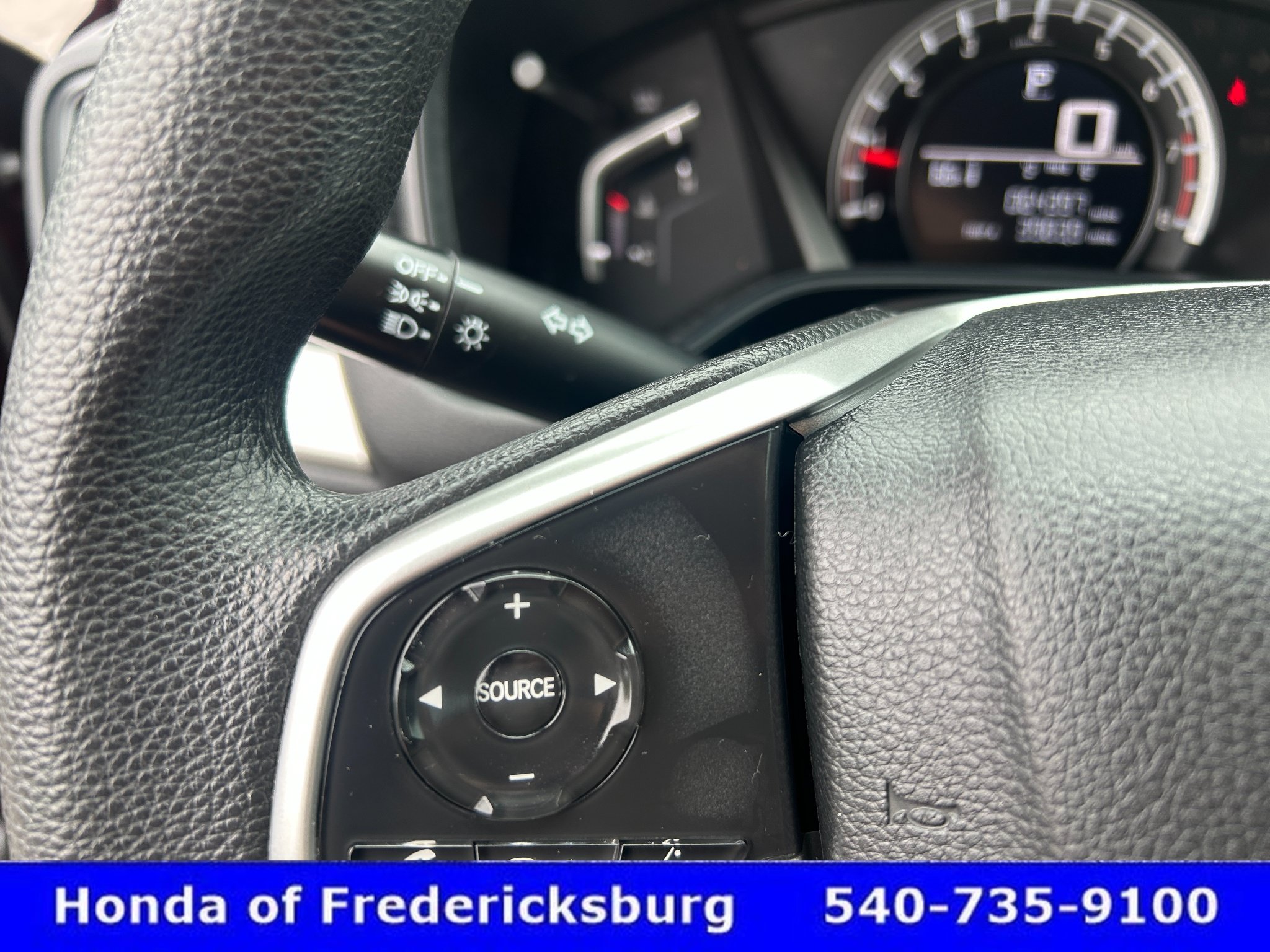 Certified 2019 Honda CR-V LX image 17