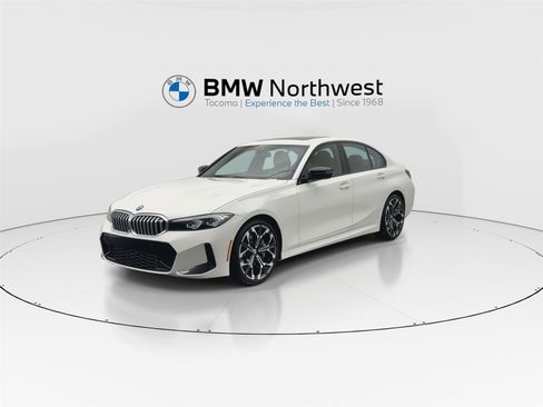 Used 2025 BMW 330i xDrive 330i xDrive w/ M Sport Package image 9