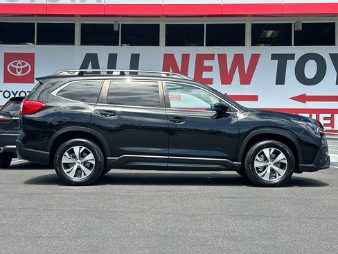 Used 2024 Subaru Ascent Premium w/ Convenience Package AWD/4WD image 6