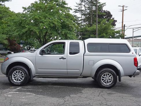Used 2014 Nissan Frontier SV AWD/4WD image 11