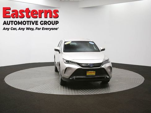 Used 2023 Toyota Venza Limited image 47