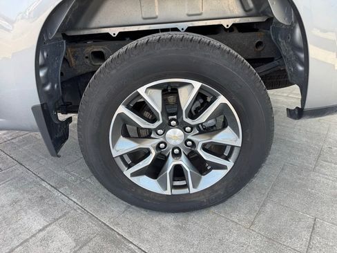 Used 2023 Chevrolet Silverado 1500 LT AWD/4WD image 4