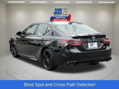 Used 2024 Toyota Camry XSE FWD image 10