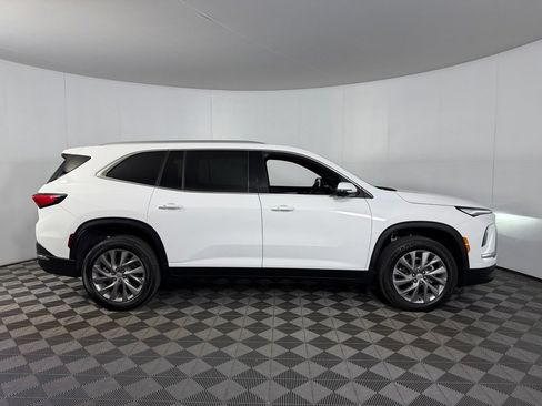 Used 2026 Buick Enclave Preferred FWD image 6