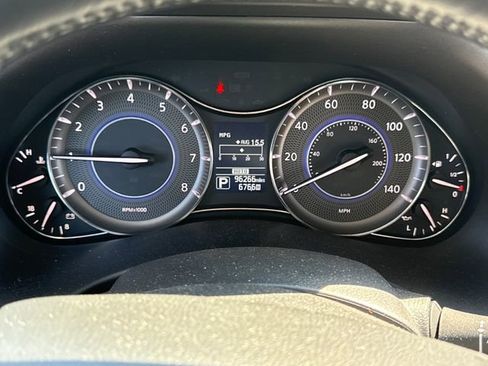 Used 2014 INFINITI QX80 4WD w/ Theater Package image 28